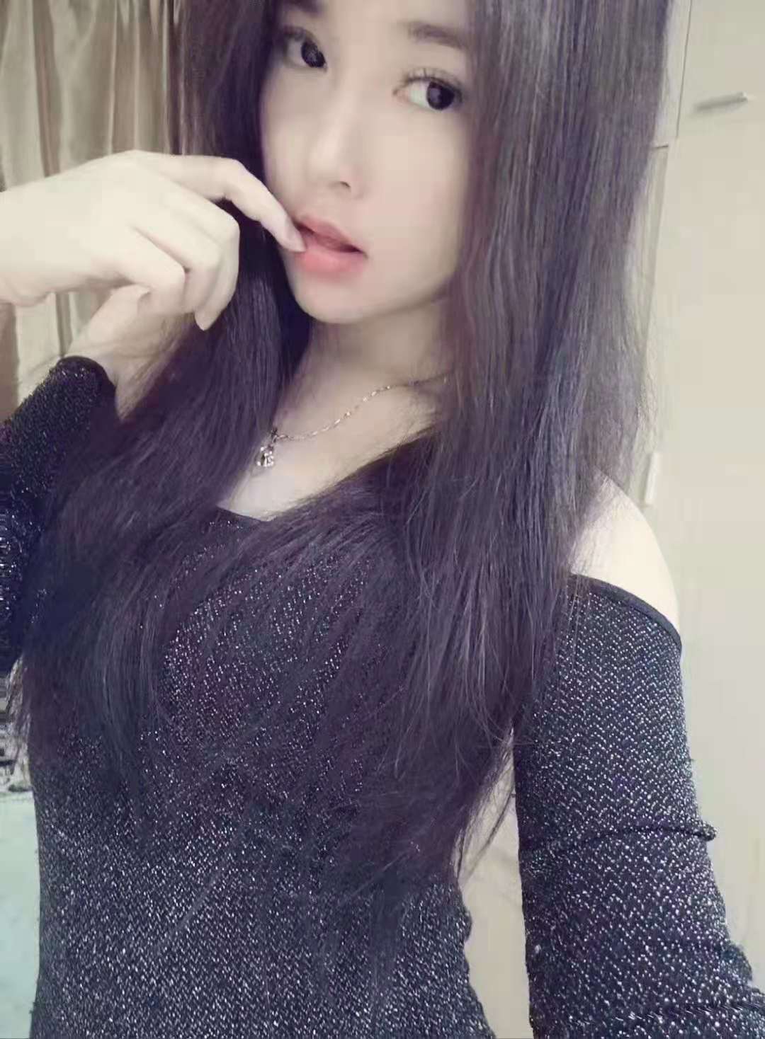 雨花区依依 短发眼镜骚气妹子